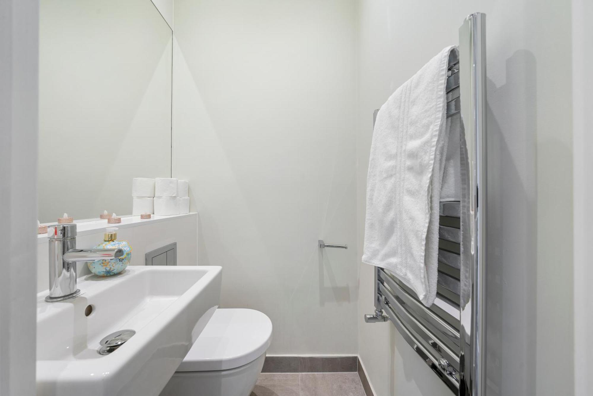 Chic 2 Bed Maisonette In Mayfair 32A London Exterior photo
